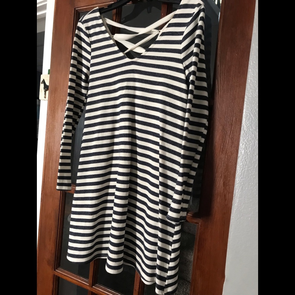Navy/cream stripes dress 32”down from shoulder size small